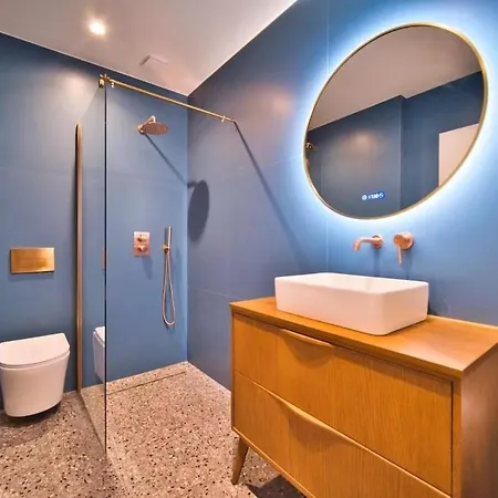 Port Of - Scooters Included Apartament Nicea