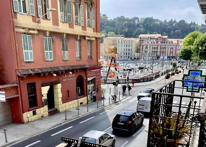 Port Of - Scooters Included 公寓 *